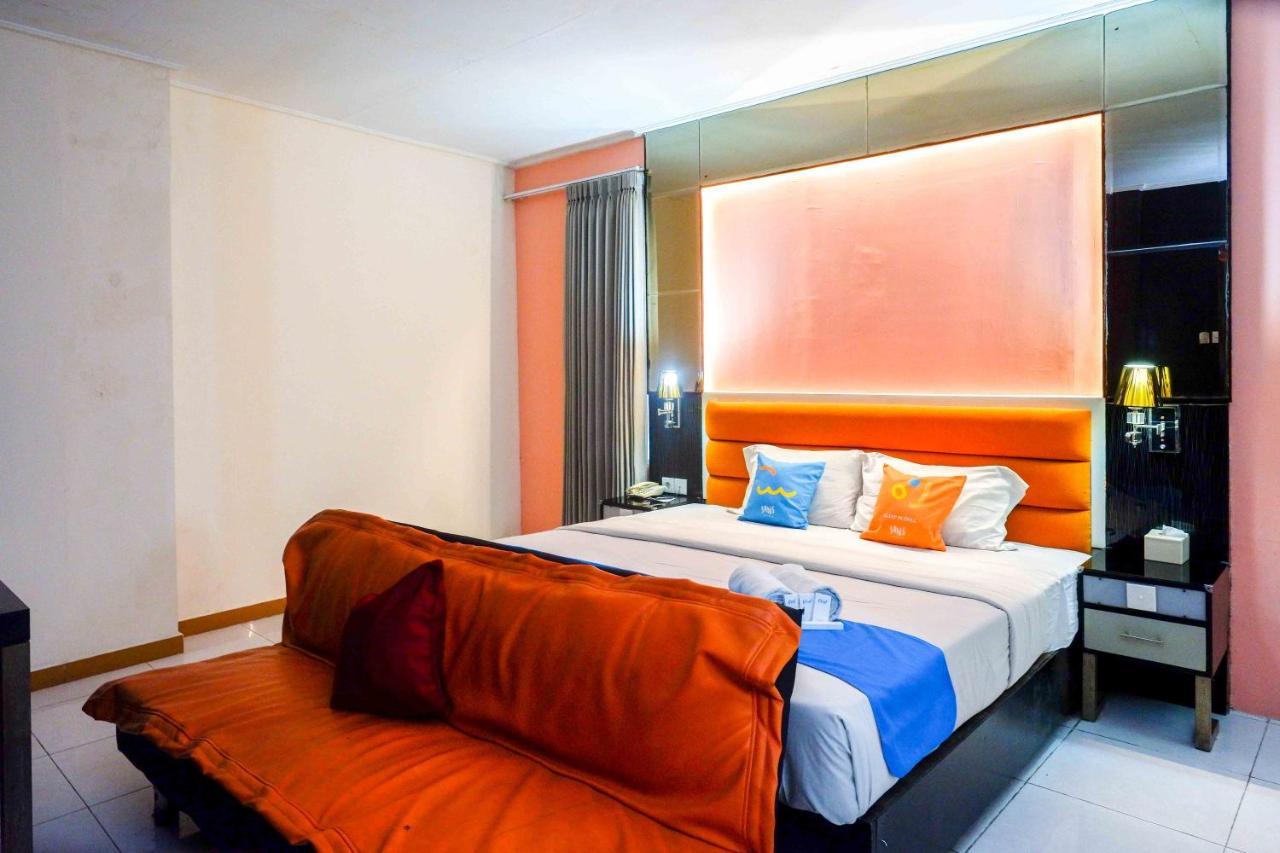 Sans Hotel International Surabaya Gubeng Luaran gambar