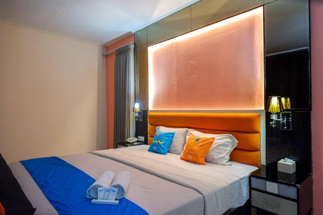 Sans Hotel International Surabaya Gubeng Luaran gambar