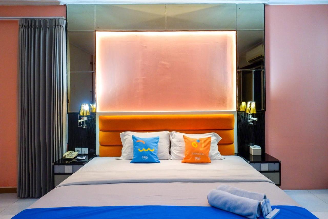 Sans Hotel International Surabaya Gubeng Luaran gambar