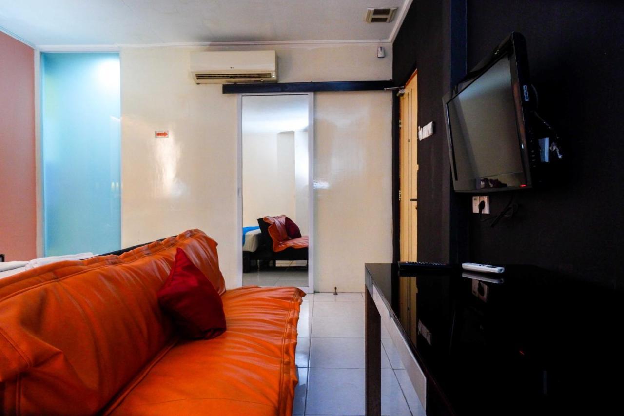 Sans Hotel International Surabaya Gubeng Luaran gambar